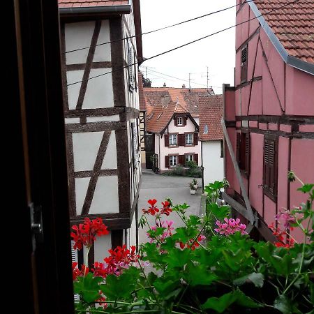 Comme Une Tour Dans Le Centre Historique 부스윌레 외부 사진